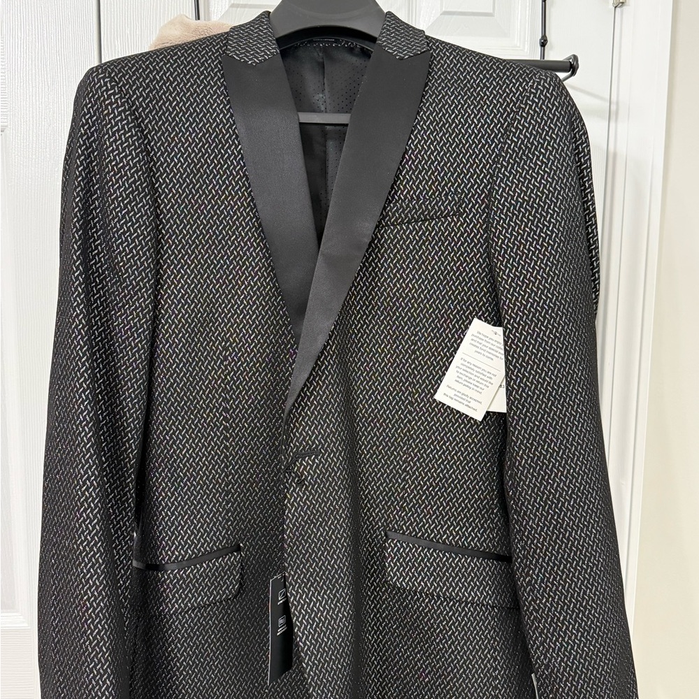 JF J.Ferrar Textured Black Tuxedo Blazer